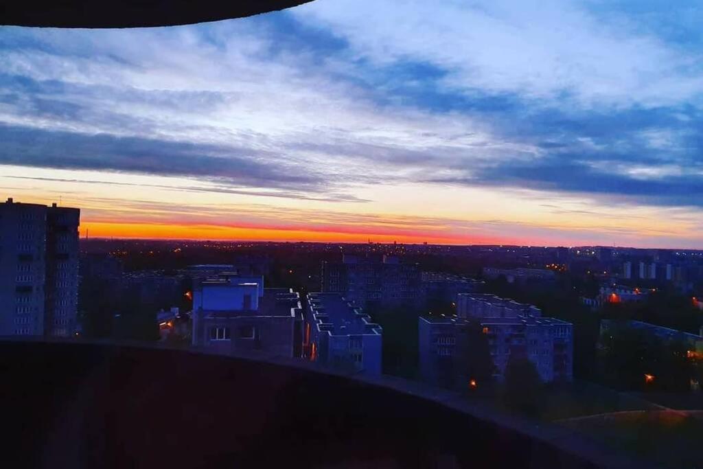 Lyra63 Large 80Sq M Top 14 Floor Šiauliai Exteriör bild