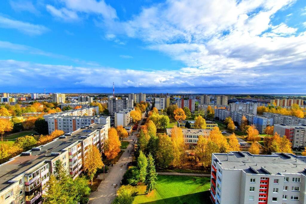 Lyra63 Large 80Sq M Top 14 Floor Šiauliai Exteriör bild