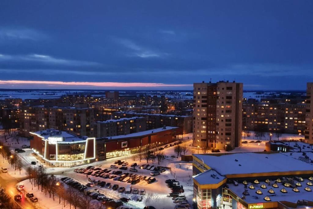 Lyra63 Large 80Sq M Top 14 Floor Šiauliai Exteriör bild